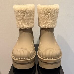 CHLOE Raina Shearling-Trimmed Rubber Ankle Boots